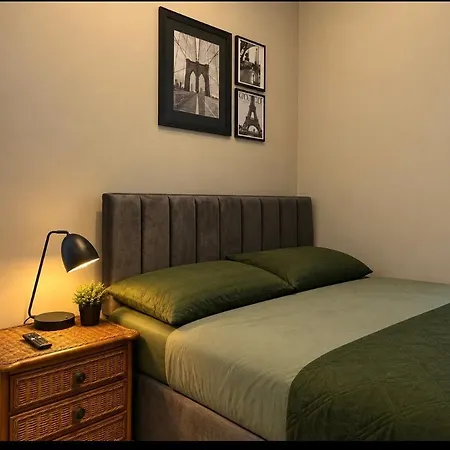 Holiday home Vicarage 374, Historic 3-bed 3 Bedrooms With Parking Bradford (West Yorkshire)